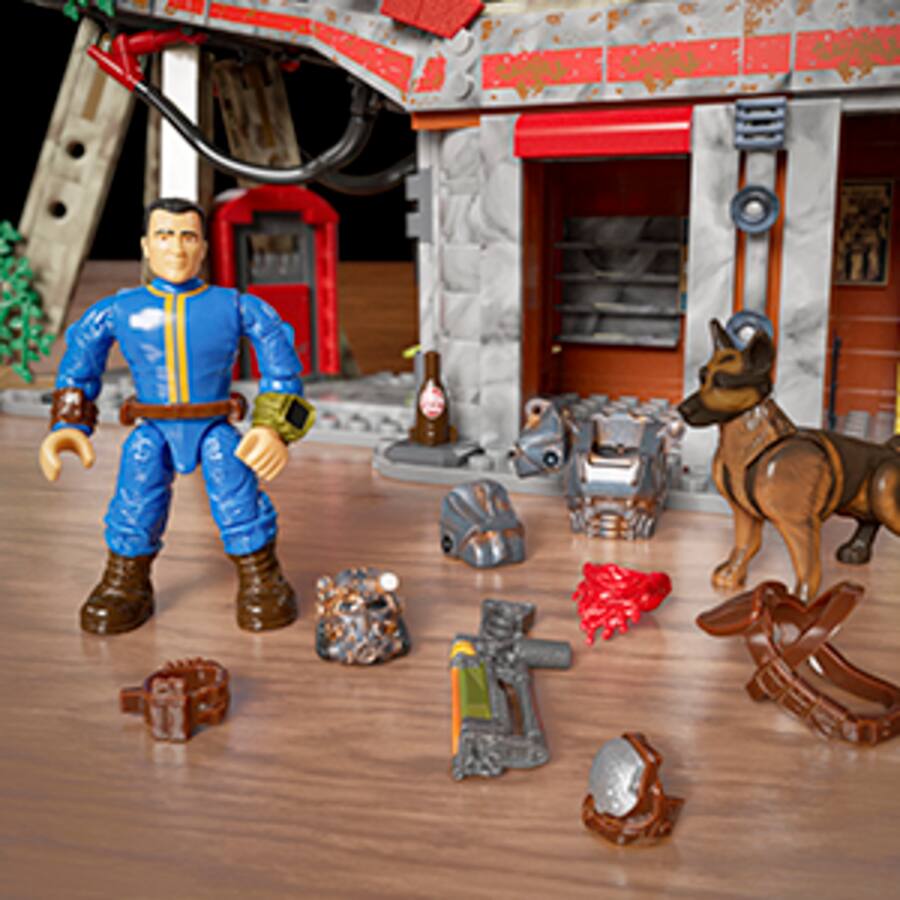 MEGA Fallout Red Rocket Truck Stop Collectible Building Set
